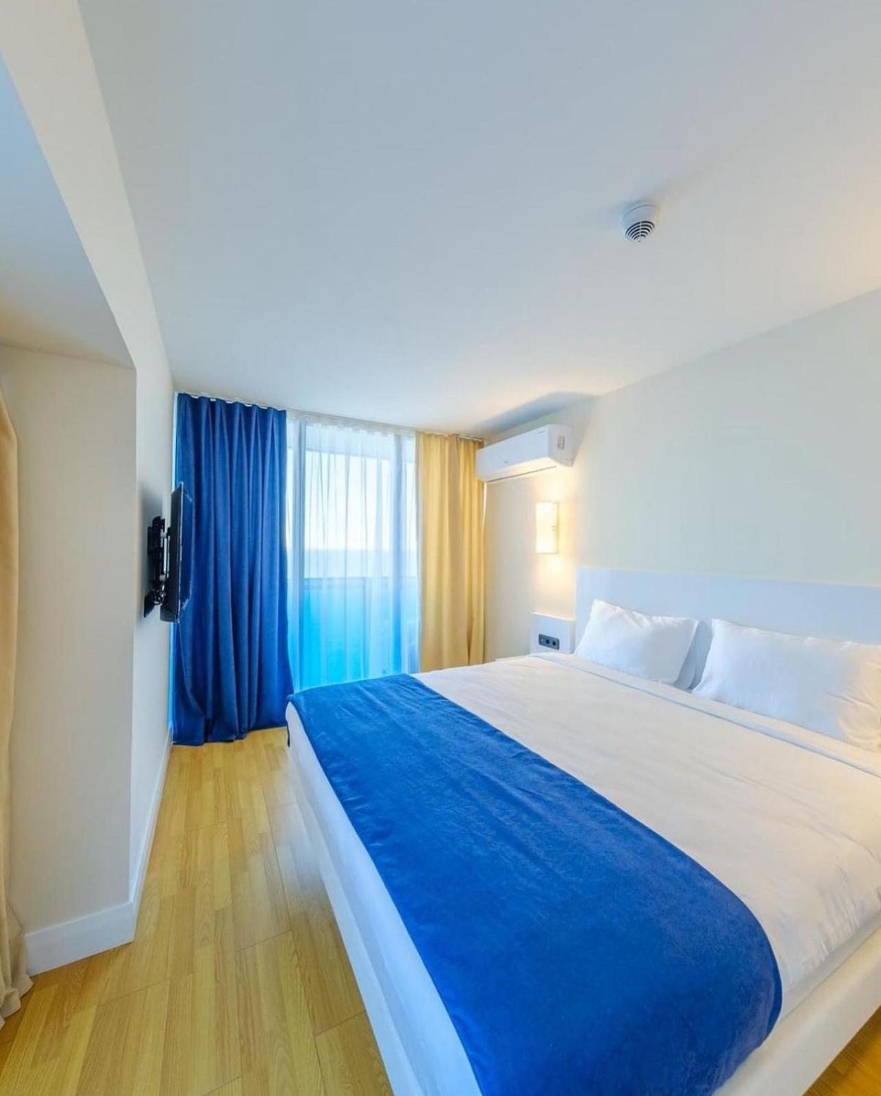 Luxury Panorama Sea View Apartment & Central באטומי מראה חיצוני תמונה